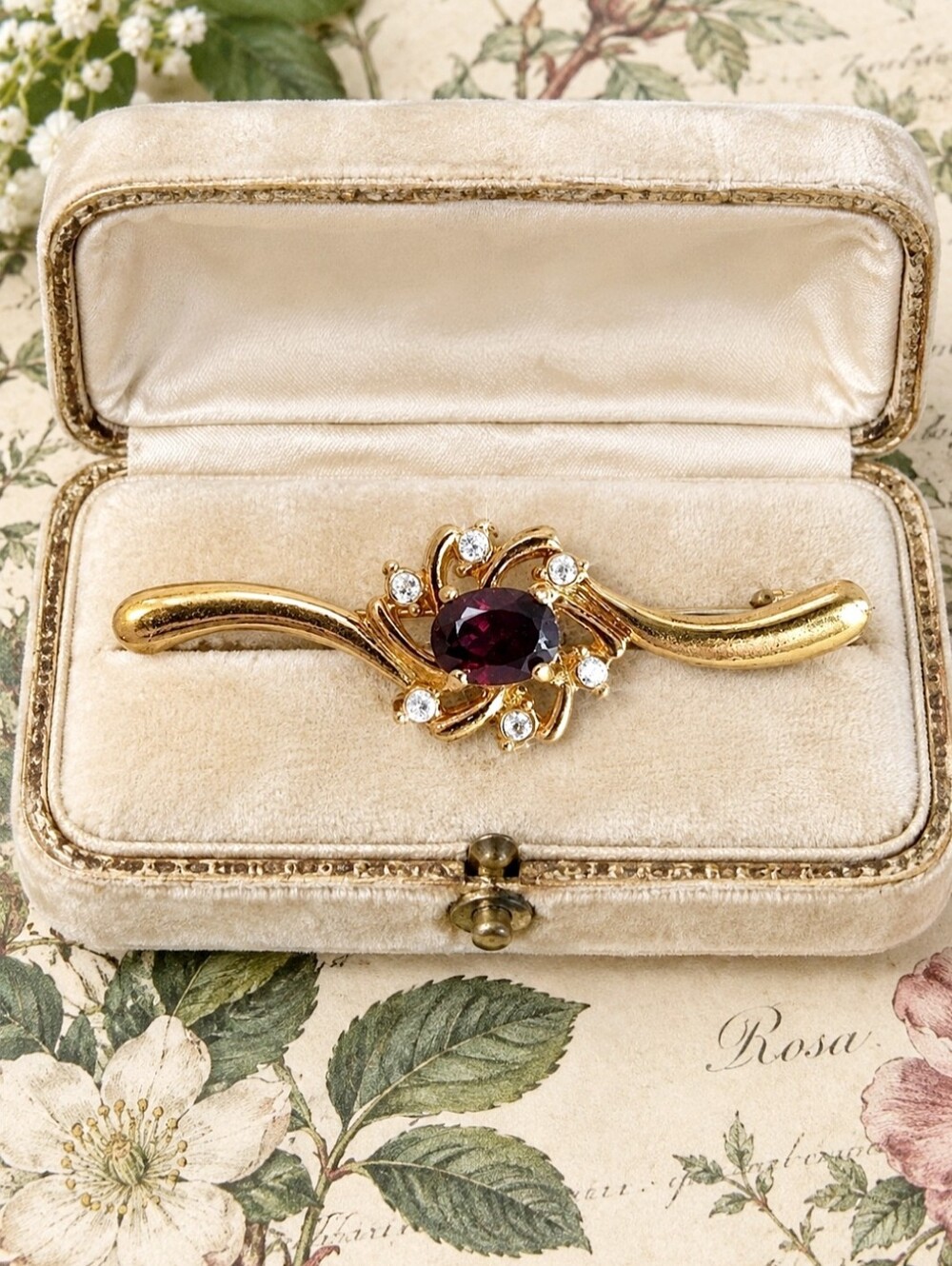 Deep Red Garnet Faceted Vintage Gold Tone Scroll Clear Rhinestone Brooch Bar Pin